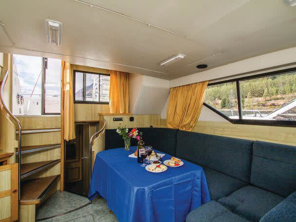Photo #8 - Royal Star WHS (Royal Star WHS - Budget 1) in Laggan - 63068