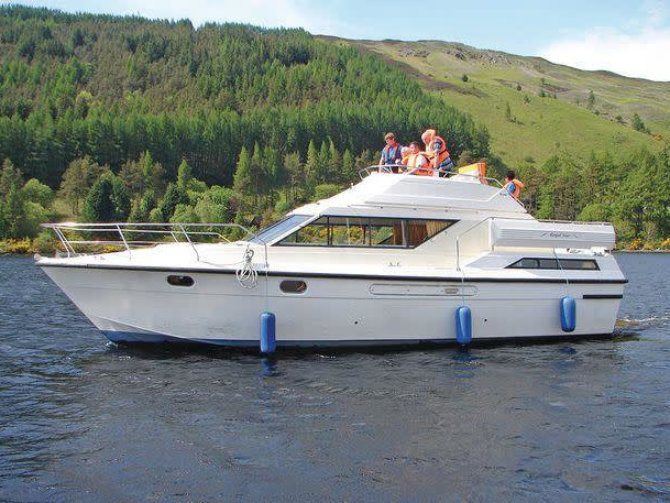 Photo #1 - Royal Star WHS (Royal Star WHS - Budget 1) in Laggan - 63068