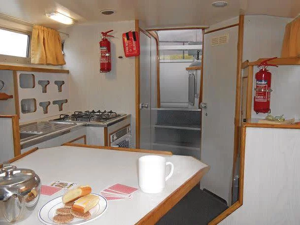 Kingfisher WHS (Kingfisher WHS - Budget 1) Interior image - 1