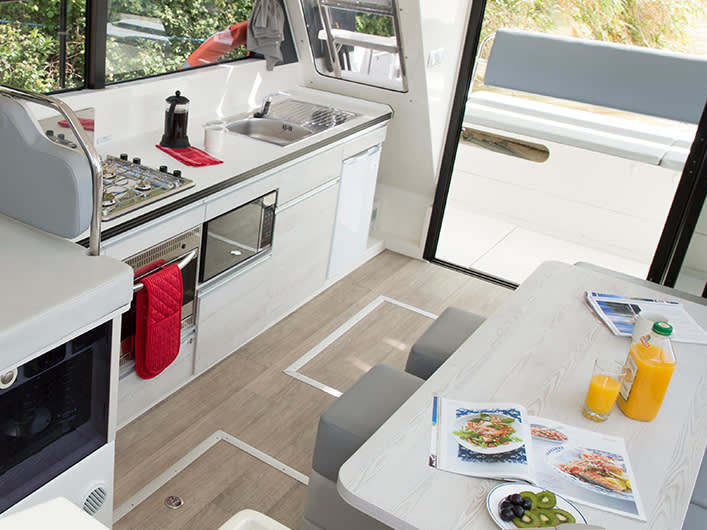 Photo #6 - Horizon 3 (Horizon 3 - Premier 16) in Douelle - 63087