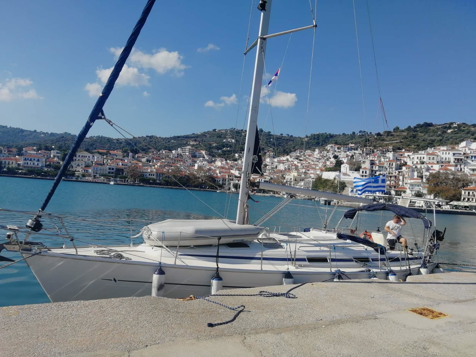 Bavaria 40 — photo 18