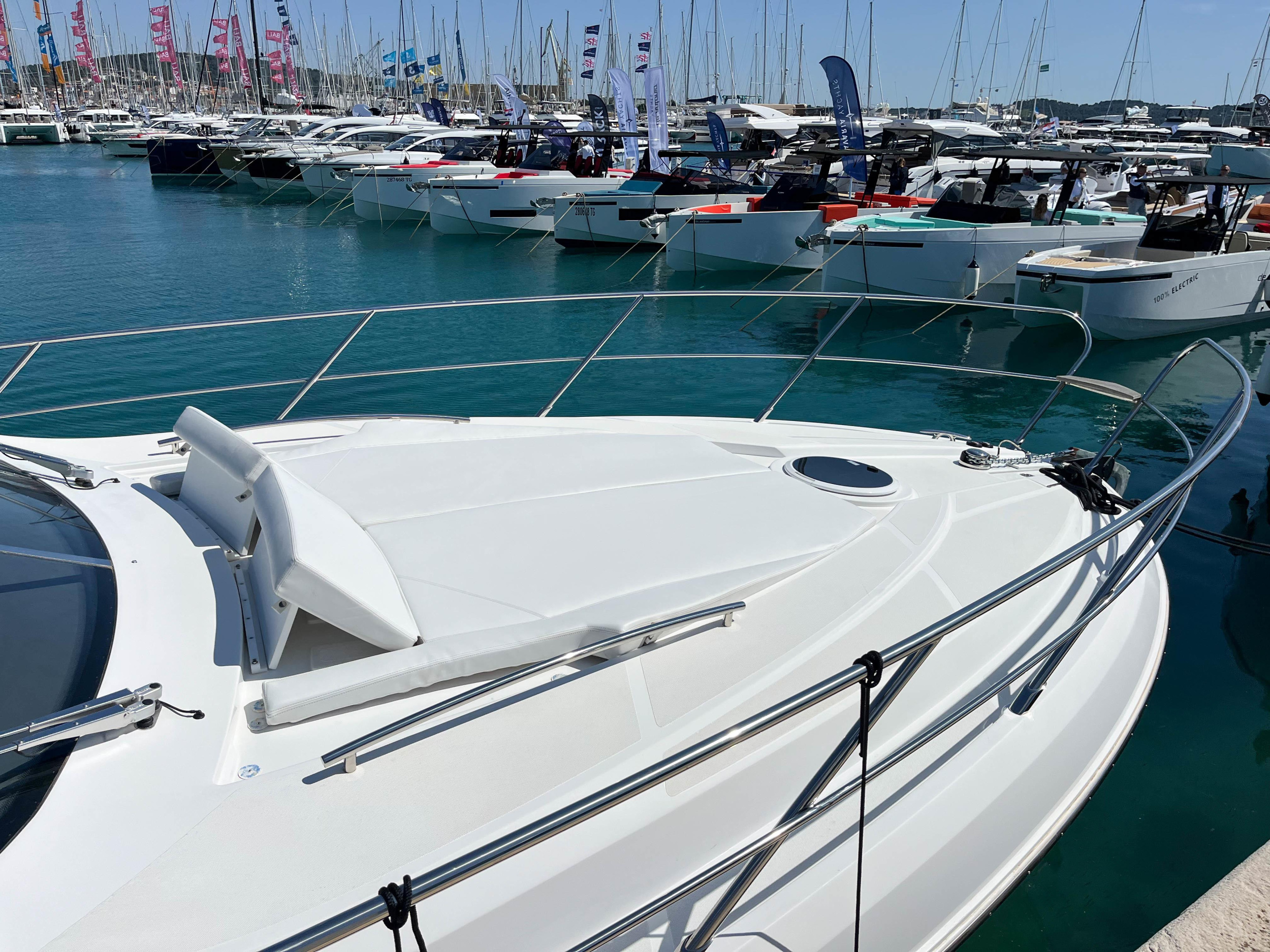 Photo #3 - Sessa C38 (BRAČ) in Trogir - 21059