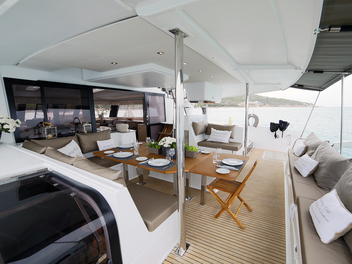 Photo #7 - Saba 50 (New Horizons 2) en Athènes - 61327