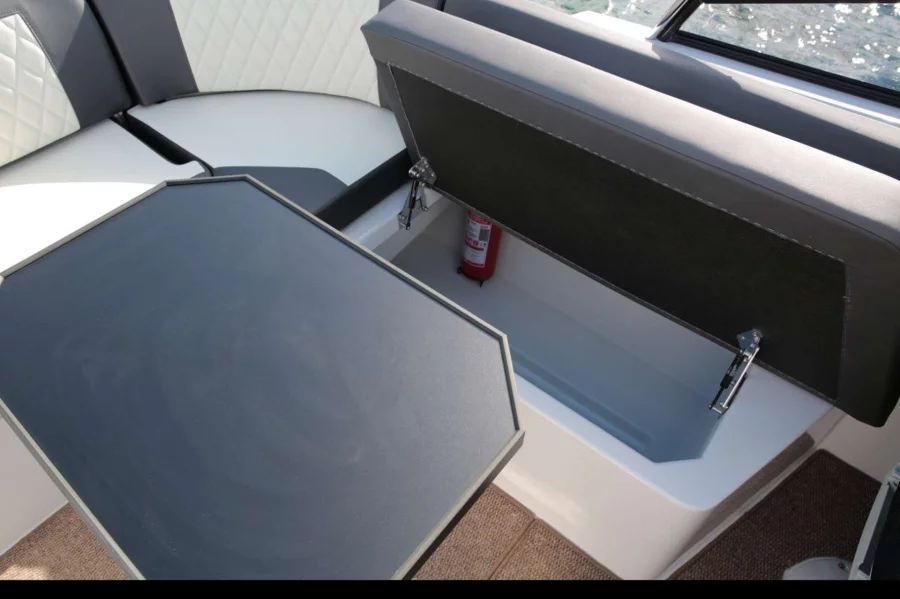 Grandezza 25S (SANDRA) cockpit table - 20