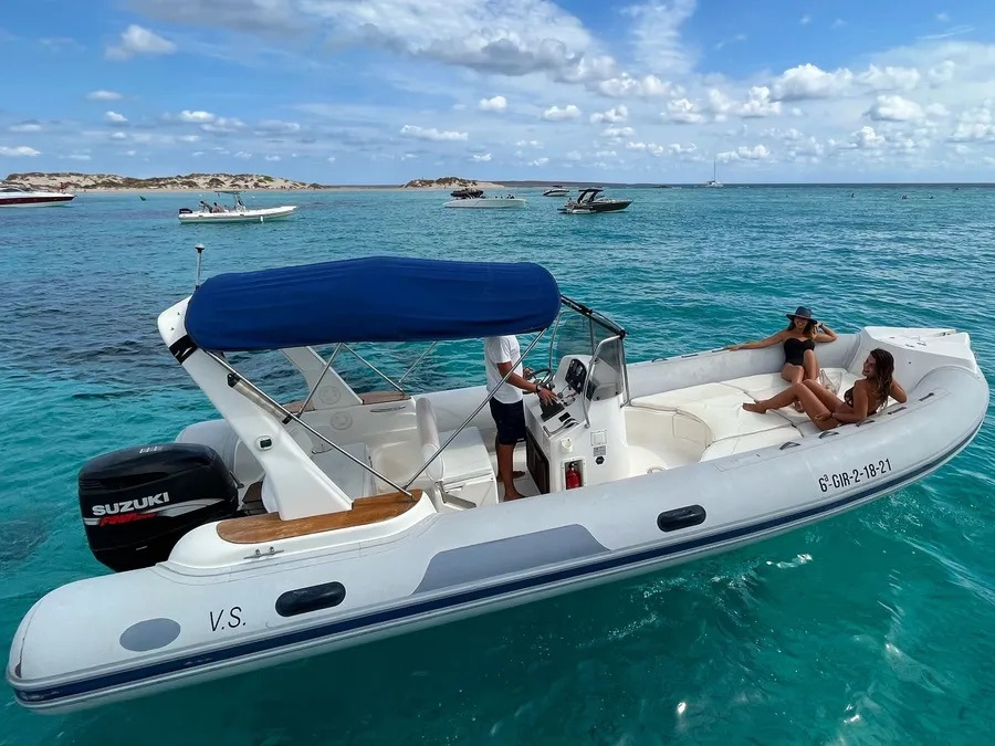 Photo #3 - Tempest 750 TOP (VS) in Santa Eulalia del Rio - 62162