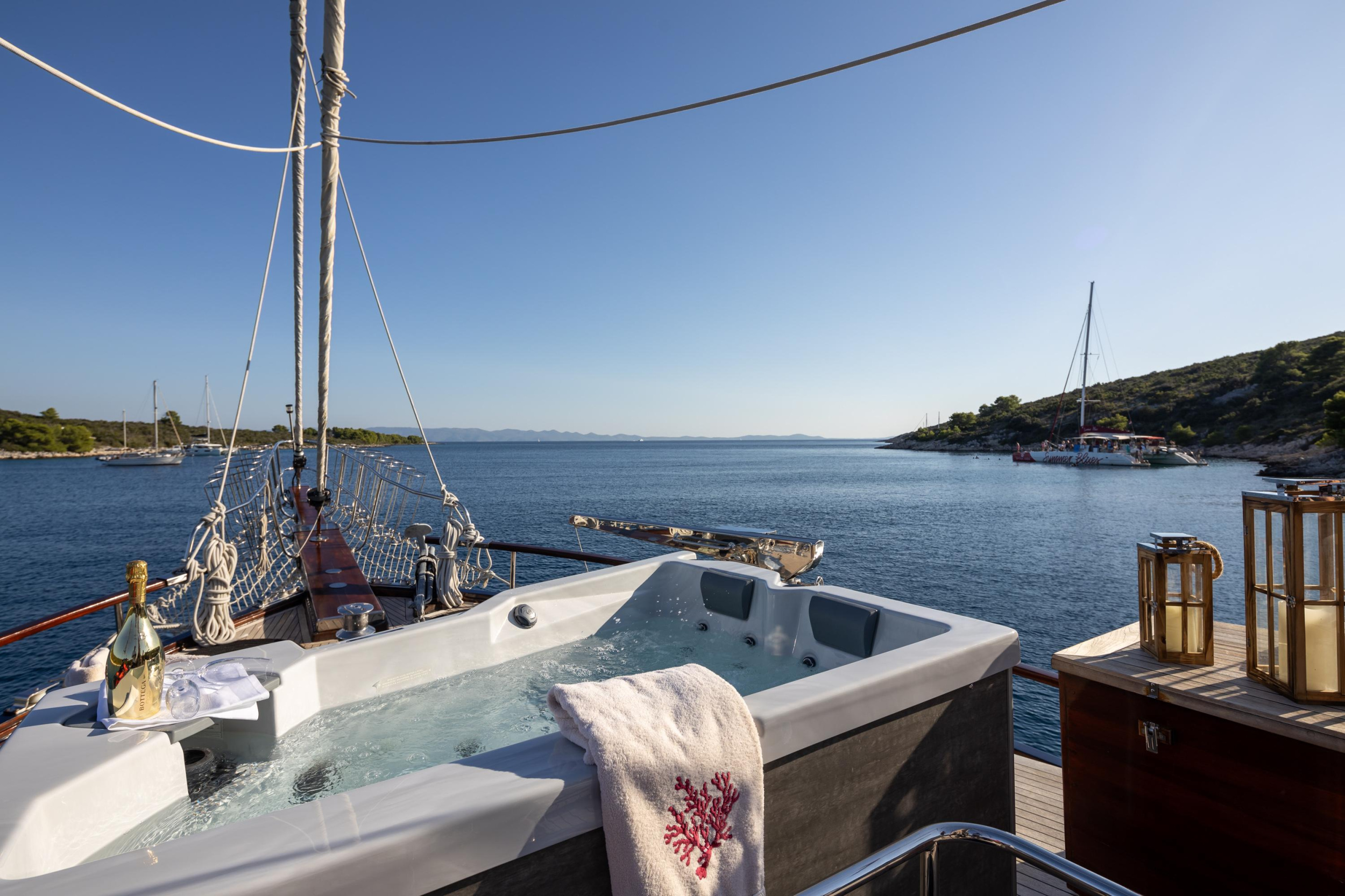 Photo #74 - Gulet Pacha (Pacha) in Split - 61440