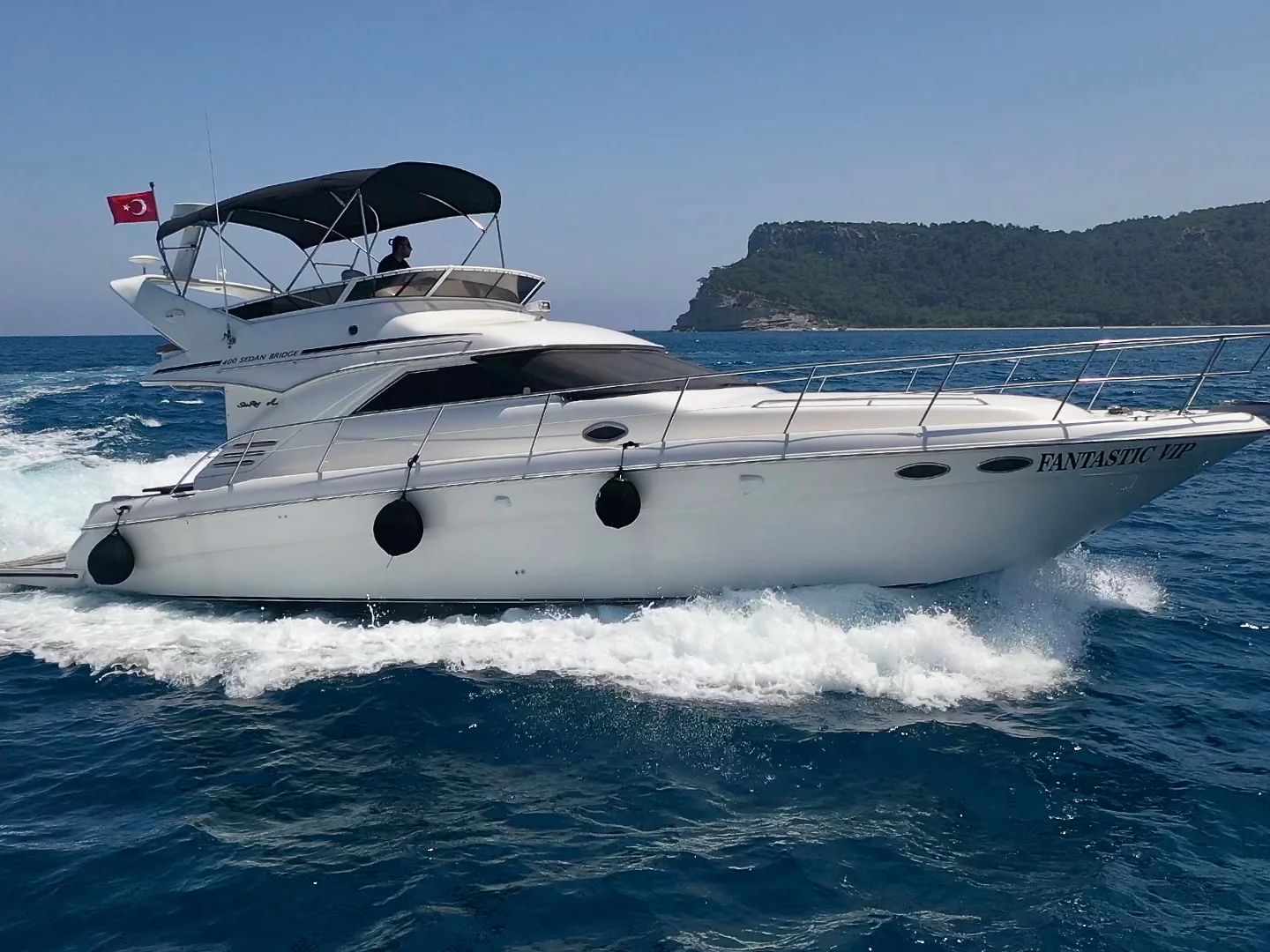 Sea Ray 400 (Fantastic VIP)  - 1