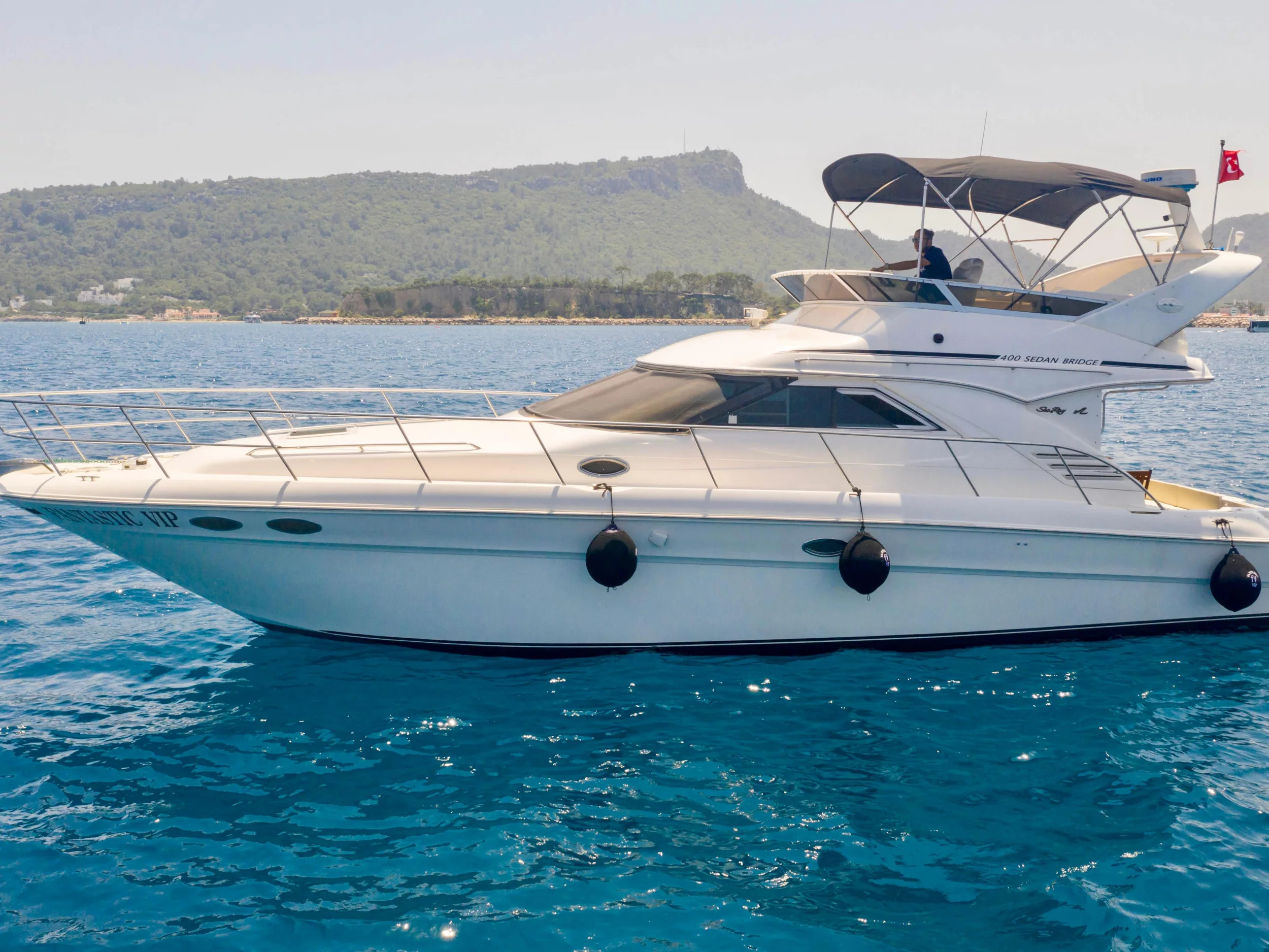 Sea Ray 400 (Fantastic VIP)  - 12