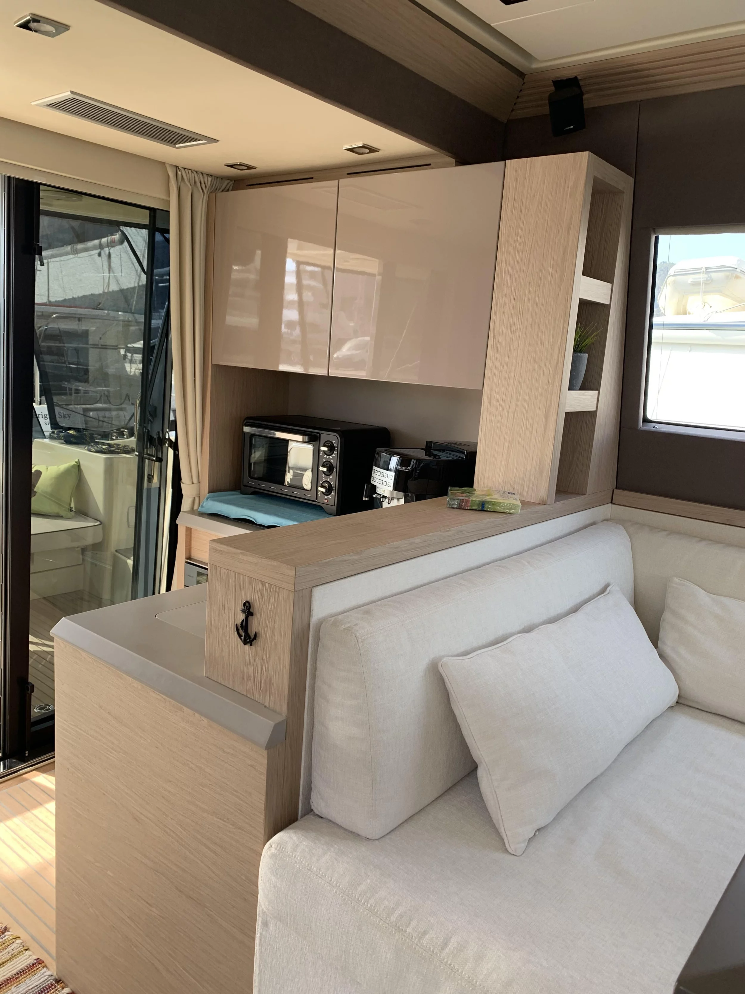 Monte Carlo 5 (Sundowner) kitchen - 45