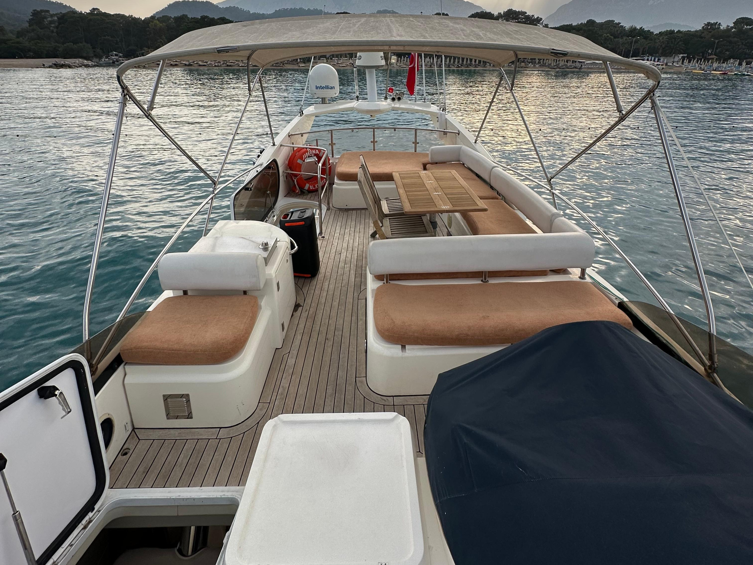 Photo #8 - Sunseeker Manhattan 56 (Jimena) in Kemer - 61679
