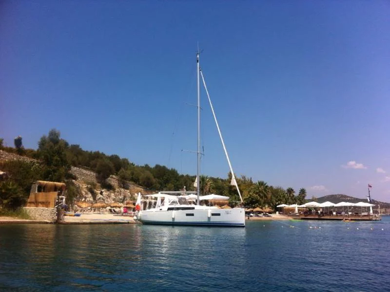Beneteau Oceanis 38 (ADA) Images - 1