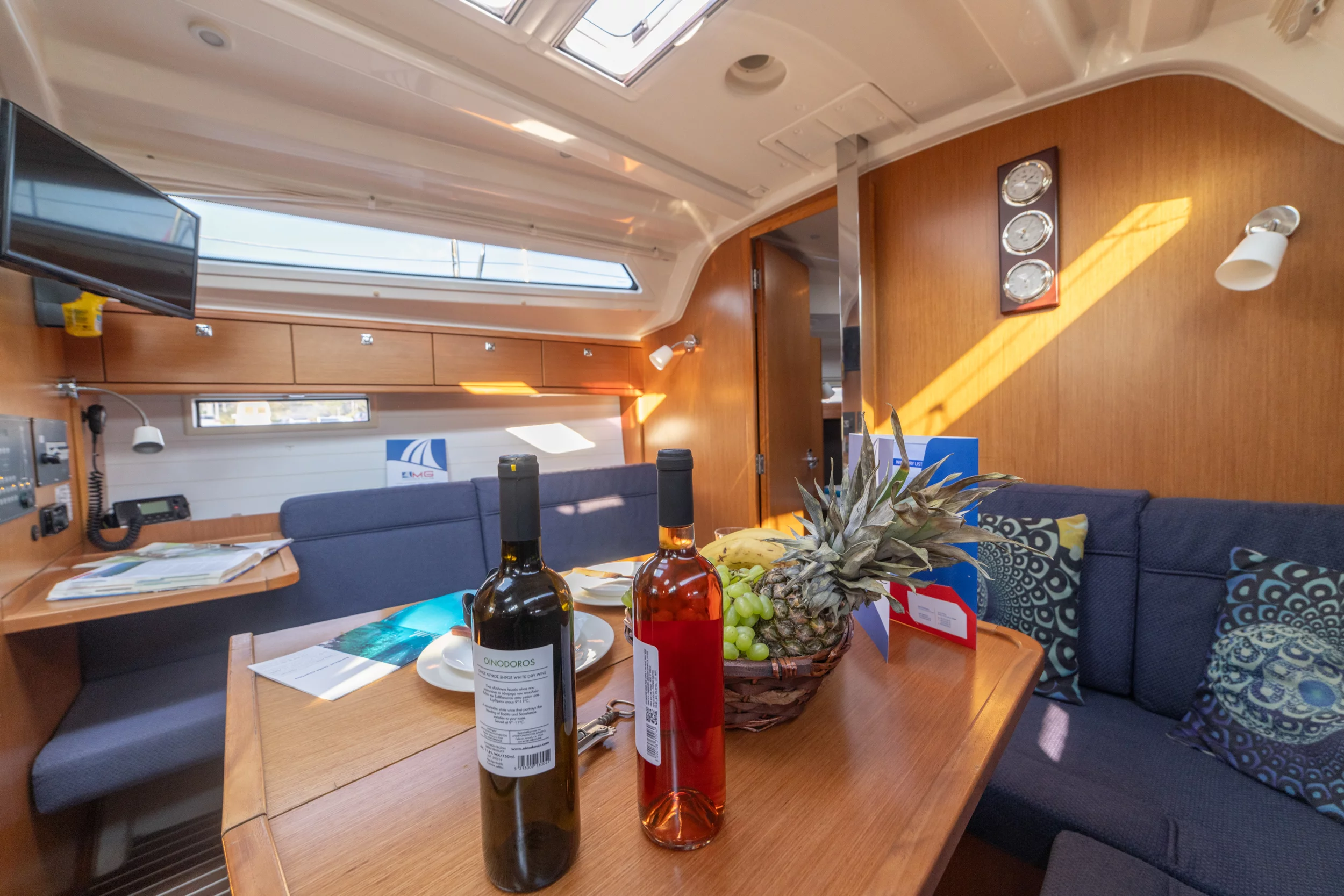 Bavaria Cruiser 37 (3 cab.) (MG-CR37-17-M)  - 13