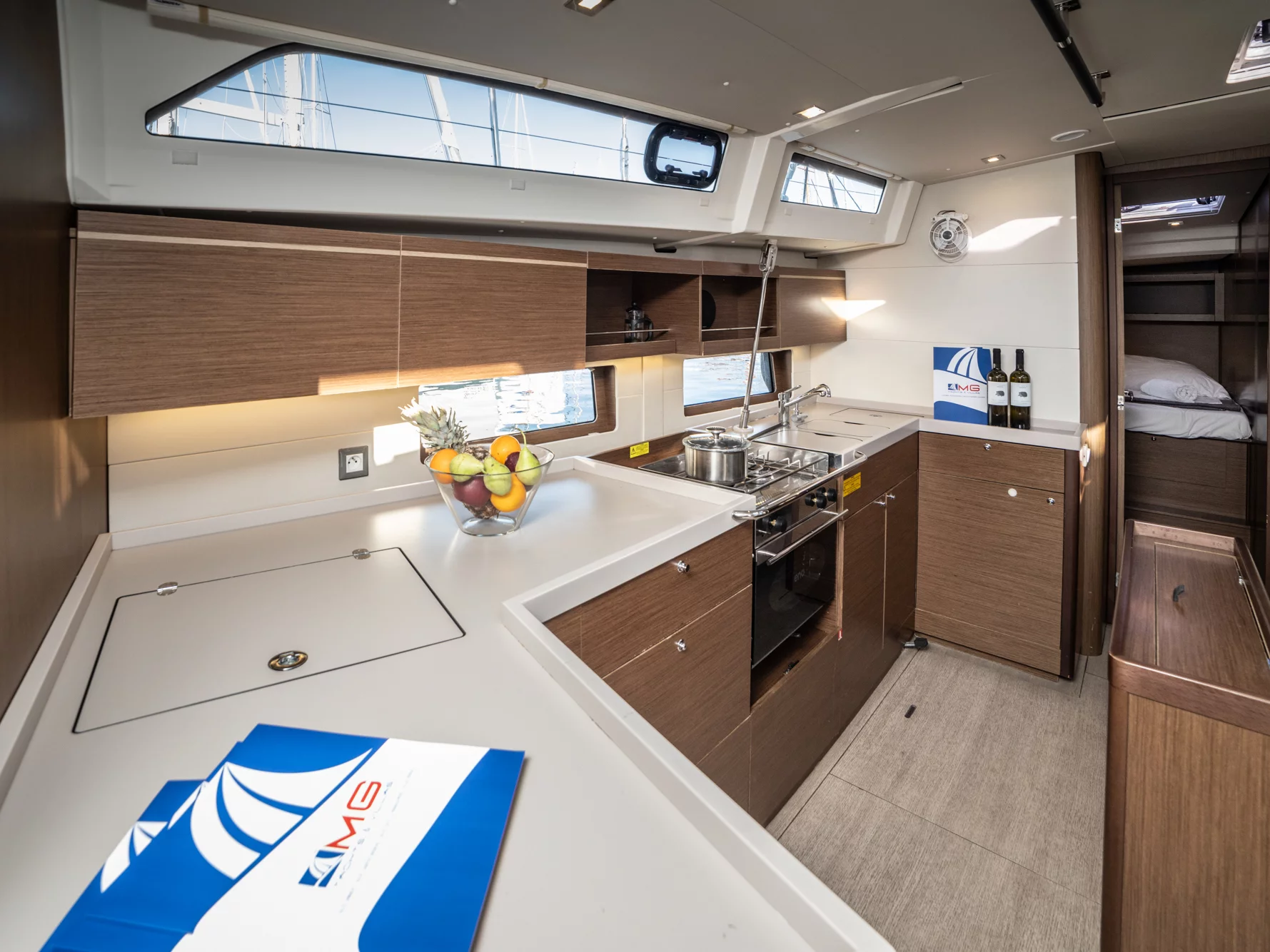 Oceanis 46.1 (5 cabins) (MG-OC46.1-22-M) Interior image - 19
