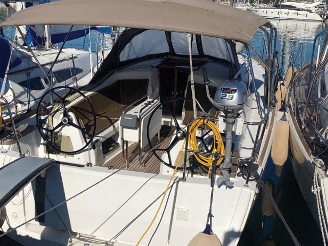 Photo #12 - Sun Odyssey 349 (3 cab.) (MG-SO349-16-BB) in Corfu - 24482