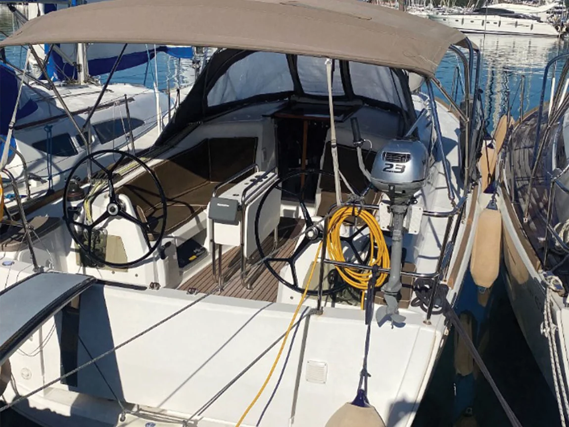 Sun Odyssey 349 (3 cab.) (MG-SO349-16-BB)  - 11