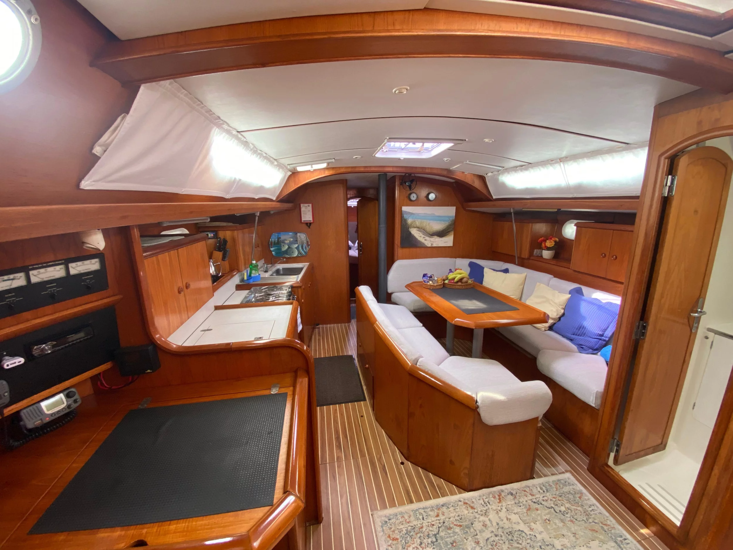 Sun Odyssey 42.2 (4 cab.) (MG-SO42.2-96-BS) Interior image - 3