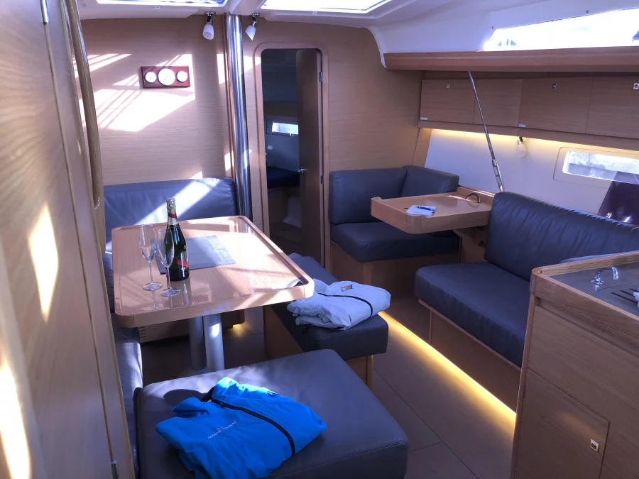 Dufour 412 Grand large (Wanderlust)  - 24