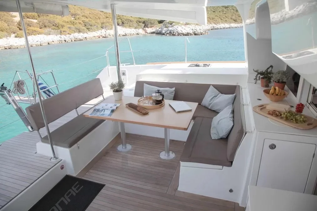 Lagoon 450 Fly (No name - Whole Yacht)  - 25