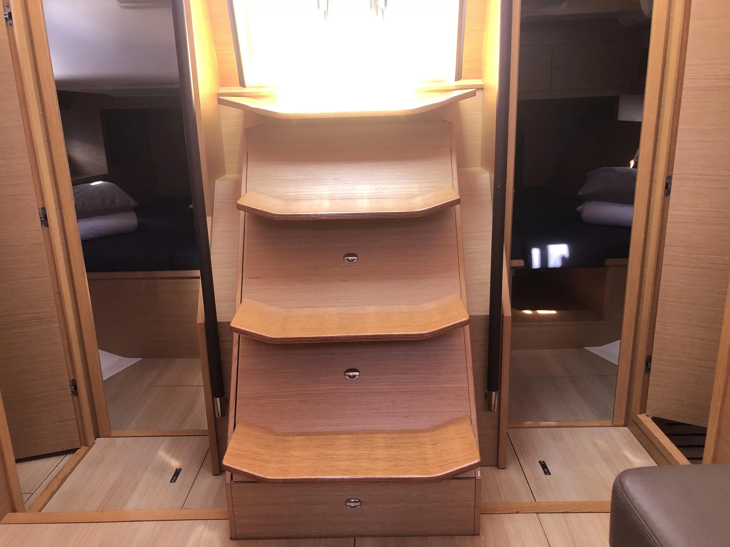 Dufour 530 Exclusive 2020 (Gryffindor)  - 2