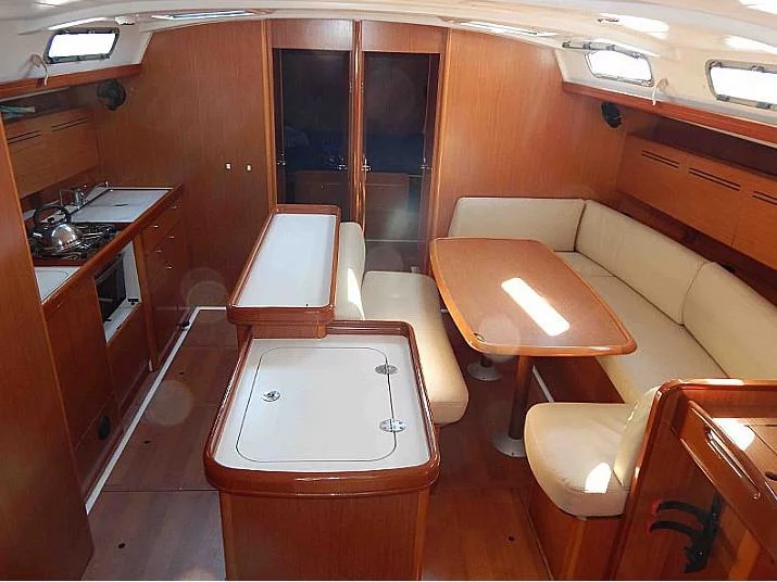 Oceanis 54 (5 cab.) (MG-OC54-09-LA) Interior image - 4