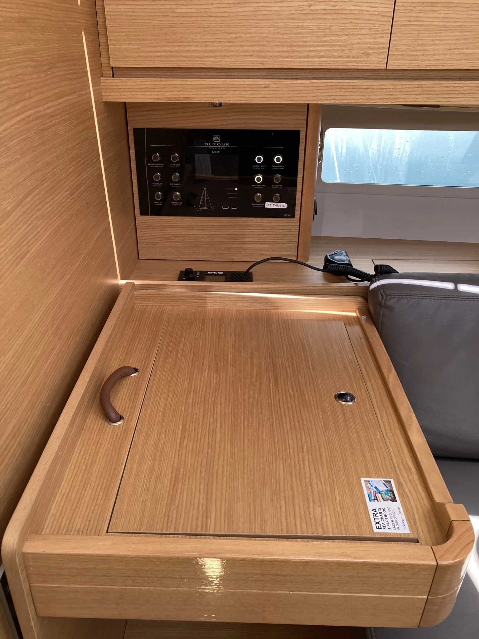 Dufour 390 Grand Large (Pixie)  - 18