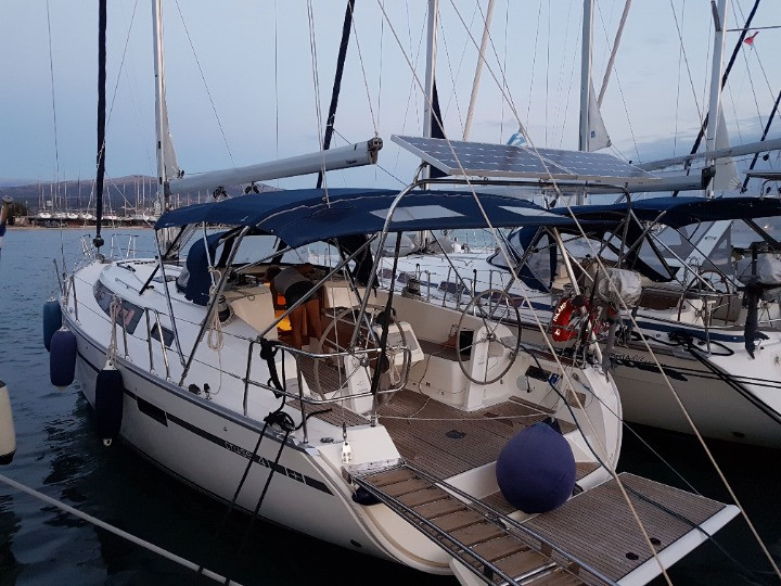 Photo #1 - Bavaria Cruiser 41 (3 cab.) (MG-CR41-15-VM) en Lefkada - 13743