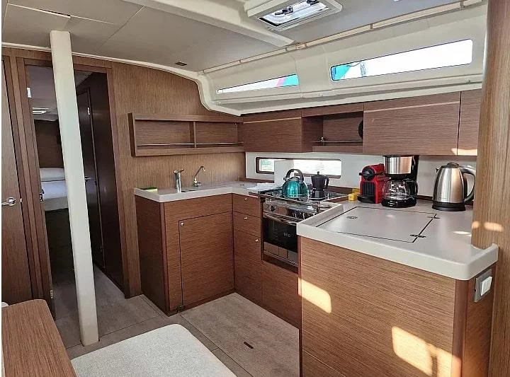 Oceanis 40.1 (4 cab.) (MG-OC40.1-23-AM)  - 1