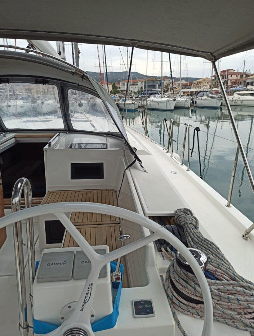 Photo #7 - Bavaria C45 (4 cab.) (MG-C45-19-KN) in Lefkada - 24175