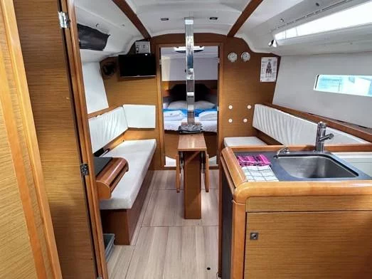 Sun Odyssey 349 (3 cab.) (MG-SO349-16-C) Interior image - 3