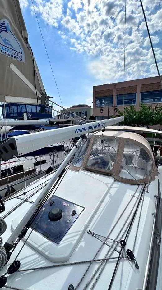 Sun Odyssey 349 (3 cab.) (MG-SO349-16-C)  - 9