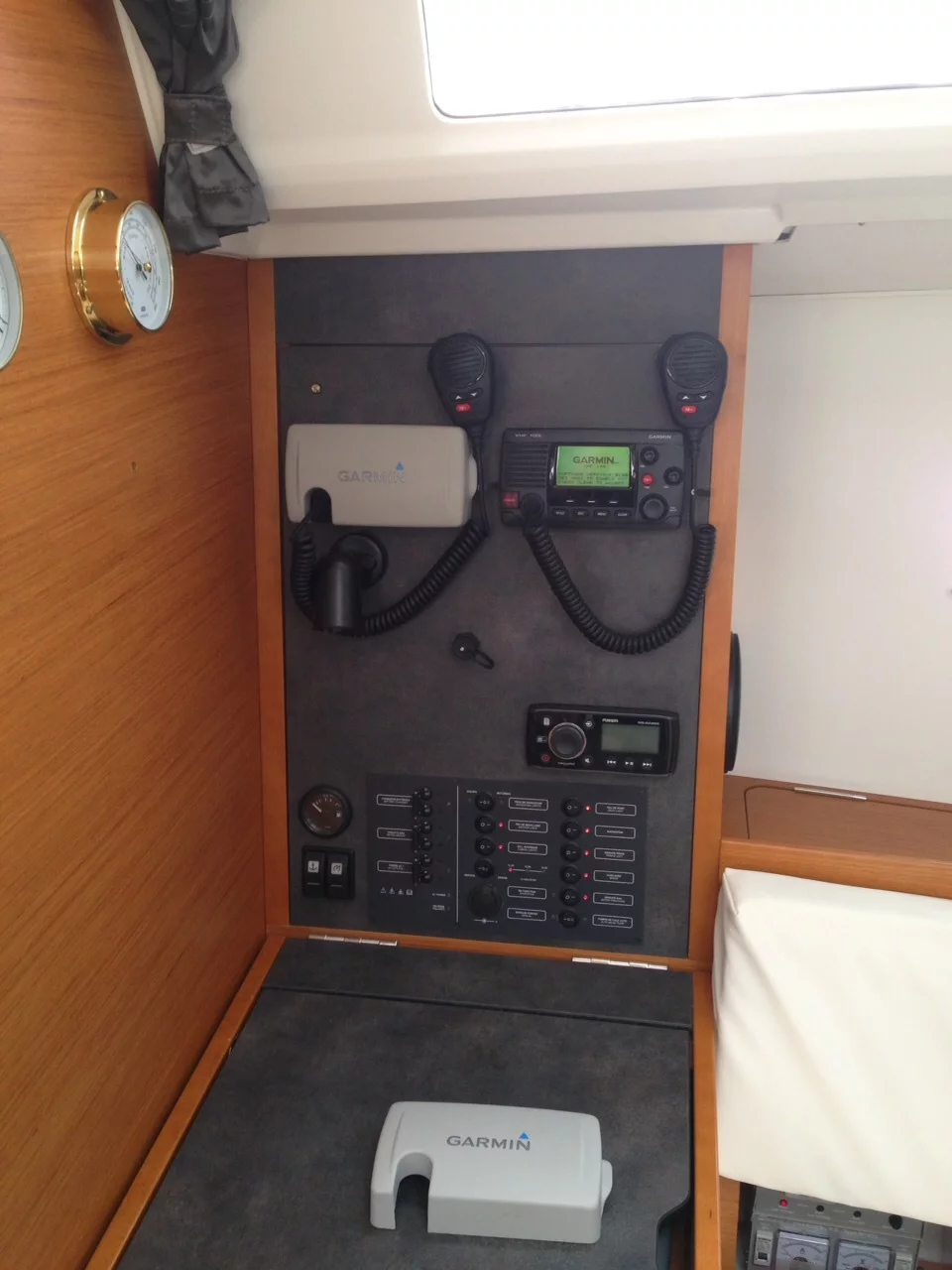 Sun Odyssey 349 (3 cab.) (MG-SO349-16-C)  - 25