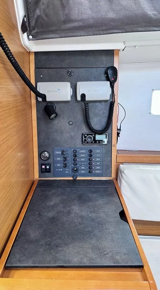 Sun Odyssey 349 (3 cab.) (MG-SO349-16-C)  - 8