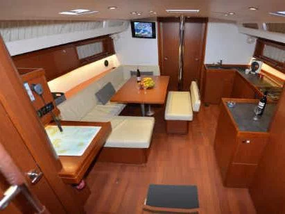 Oceanis 48 (5 cab.) (MG-OC48-15-TRP) Interior image - 3