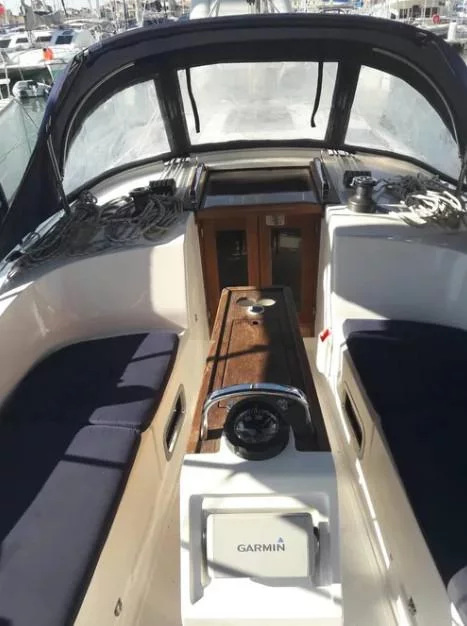 Bavaria Cruiser 37 (3 cab.) (MG-CR37-15-J)  - 11