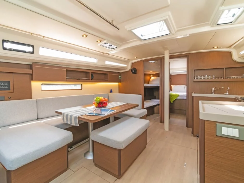 Oceanis 40.1 (4 cab.) (MG-OC40.1-22-MR) Interior image - 7