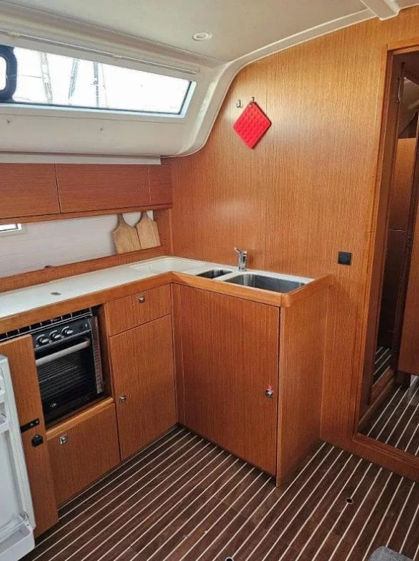 Bavaria Cruiser 51 (5 cab.) (MG-CR51-19-KS)  - 16