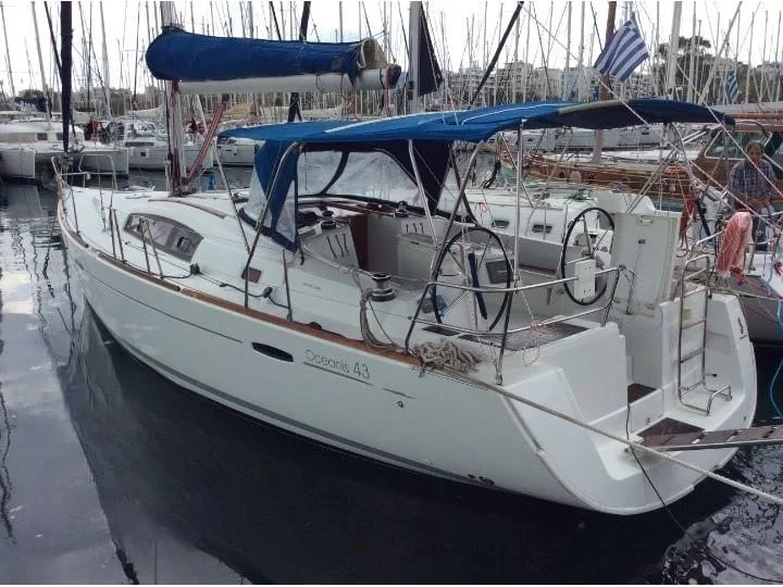 Oceanis 43 (4 cab.) (MG-OC43-11-ANS) Main image - 0