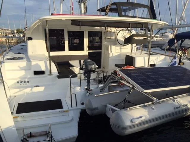 Lagoon 40 (4 cab.) (MG-LAG40-19-SV) Main image - 0