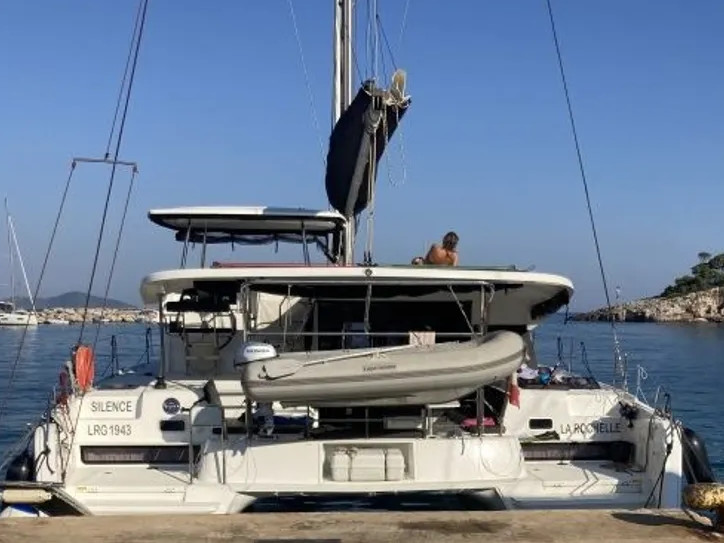 Photo #1 - Lagoon 42 (4 cab.) (MG-LAG42-20-AS) in Volos - 24266