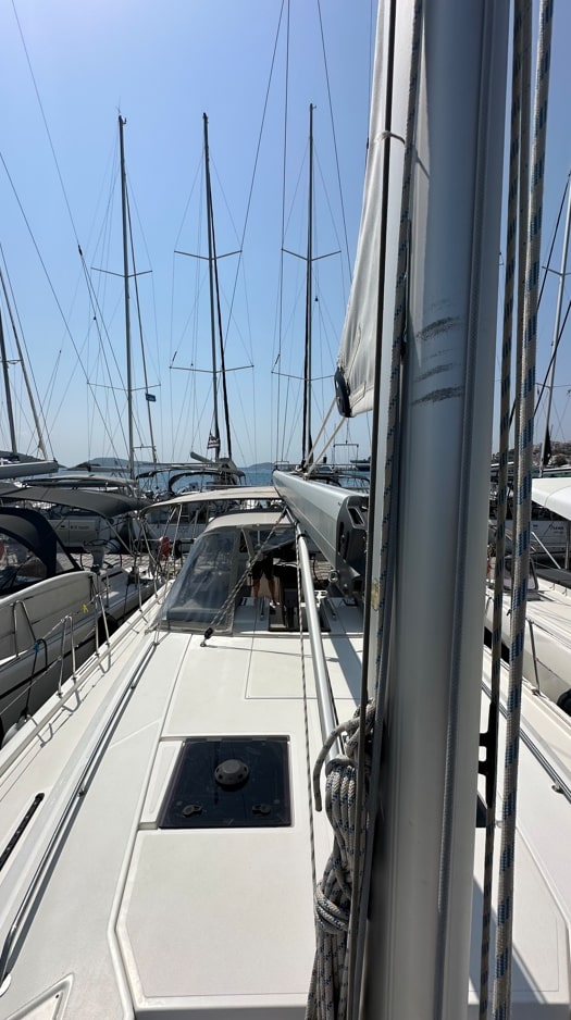 Photo #11 - Bavaria C45 (5 cabins) (MG-C45-20-S) in Atene - 25710