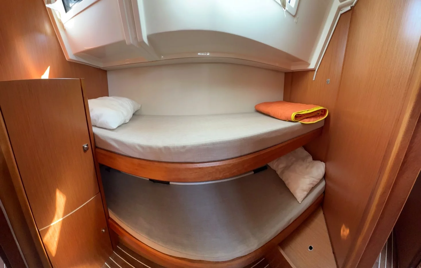 Bavaria C45 (5 cabins) (MG-C45-20-S)  - 6