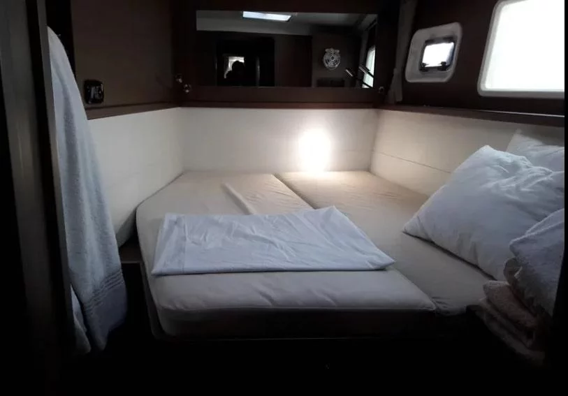 Lagoon 450 F (4 cab.) (MG-LAG450F-18-TSc)  - 4