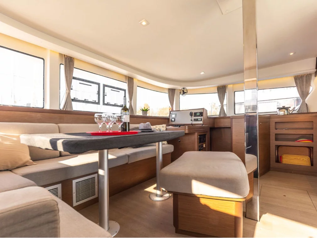 Lagoon 42 (6 cab.) (MG-LAG42-20-MA) Interior image - 6