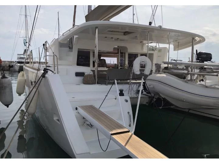 Lagoon 450 F (4 cab) (MG-LAG450F-16-DA) Main image - 0