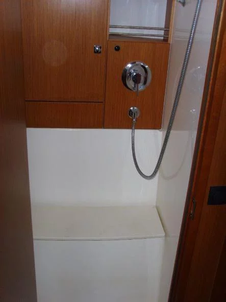 Bavaria Cruiser 46 (4 cab.) (MG-CR46-15-VZ)  - 8