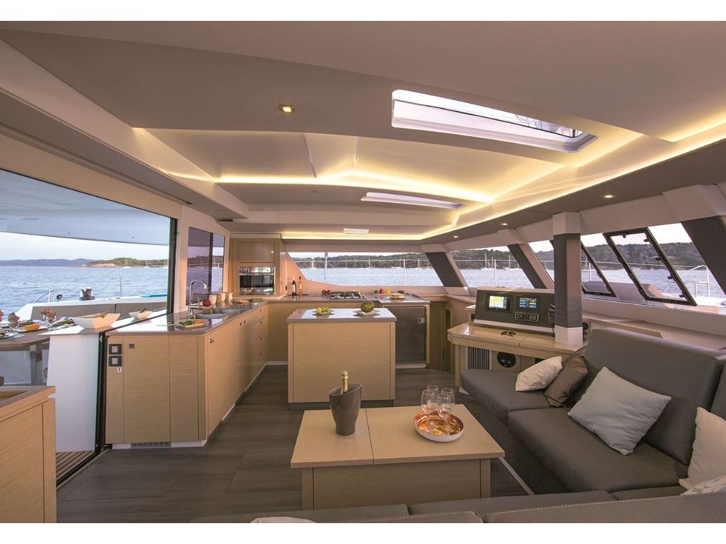 Photo #4 - Saba 50 (Serenity) in Saint Tropez - 22779