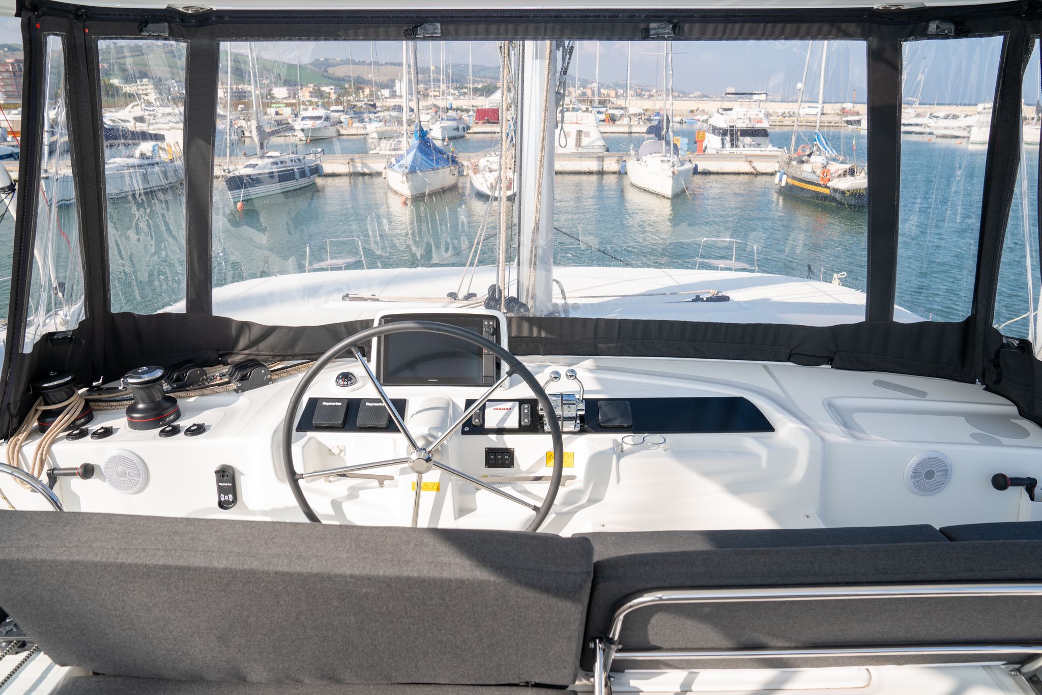 Photo #11 - Lagoon 46 (Anna Vittoria) en Porto San Giorgio - 61773