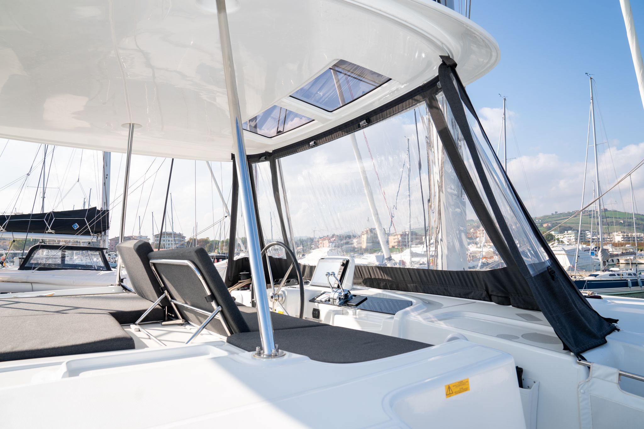 Photo #9 - Lagoon 46 (Anna Vittoria) en Porto San Giorgio - 61773