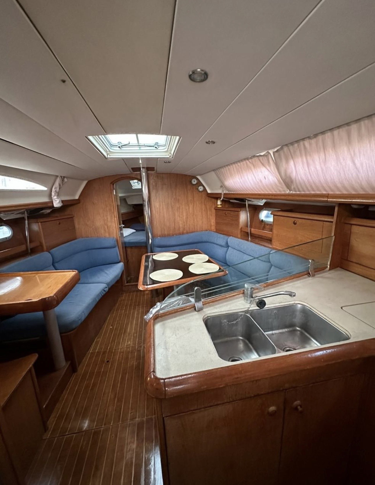 Sun Odyssey 37 — photo 3