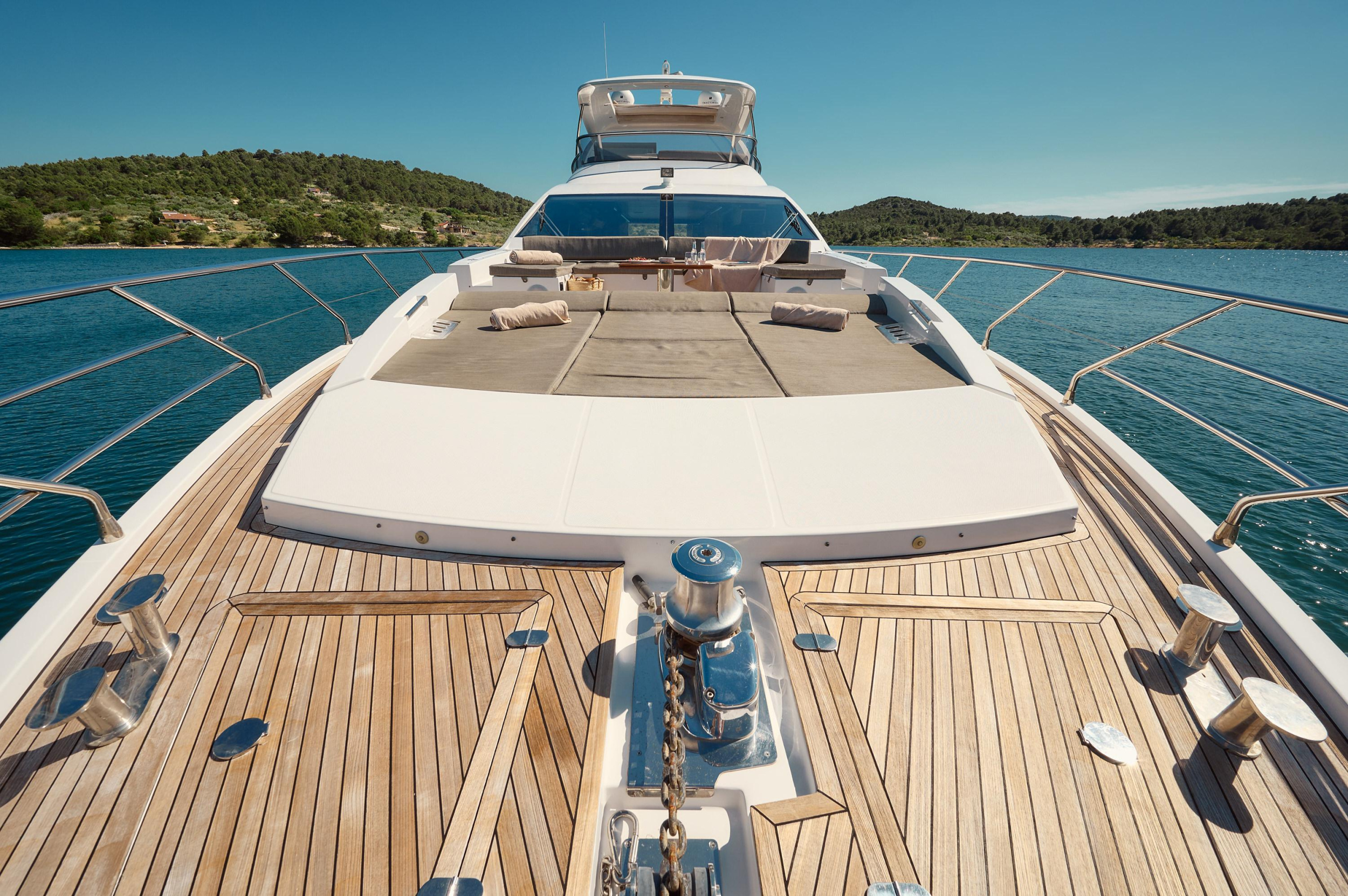 Photo #121 - Azimut 72 (Alyss) en Skradin - 23509
